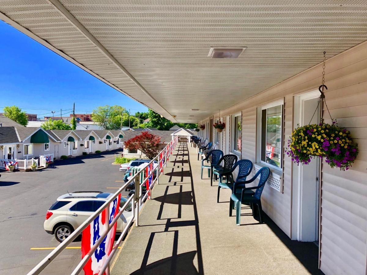Lockview Motel Sault Ste. Marie Exterior photo